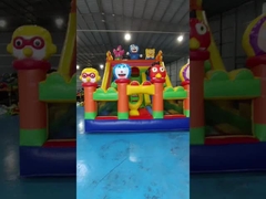 Tarpaulin opblaasbare waterslippen Cartoon thematisch Kinderen water springen kasteel