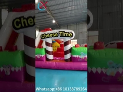 Nieuw ontwerp PVC opblaasbaar Bouncy Castle Cheese Time Opblaasbare Fun City met hoge glijbaan