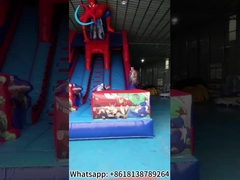 Commerciële opblaasbare dubbele glijbanen Spider-Man opblaasbare droge glijbanen kasteel voor kinderen en volwassenen