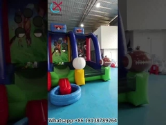 Buiten interactief opblaasbaar sportspel opblaasbaar balspel