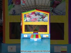 Custom New Style opblaasbaar kasteel Anime Magic Themed Kids Springende kasteel