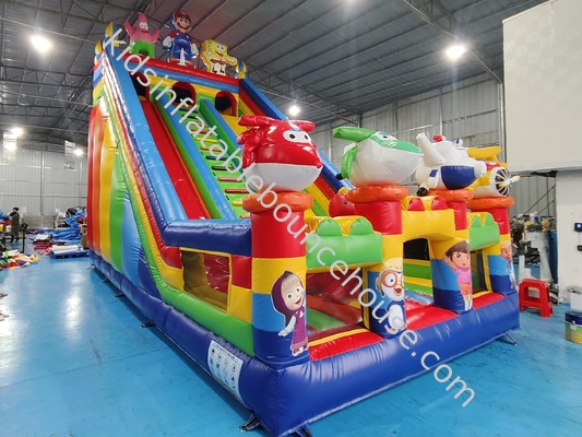 Commerciële Pvc-opblaasbare dia's Cartoonfiguren Opblaasbare waterdia's Kasteel Voor kinderen en volwassenen