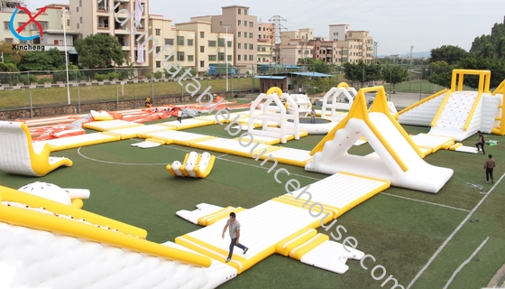 Leverancier Gaint Floating 0.9mm PVC Outdoor opblaasbare waterpark apparatuur OEM/ODM