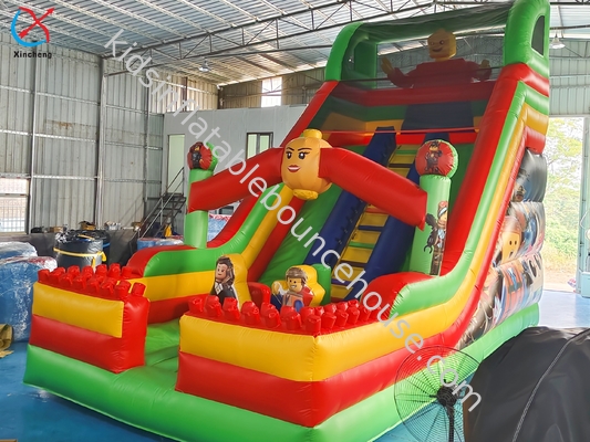 Opblaasbare glijbanen LEGO Park Opblaasbare dubbele glijbanen Kasteel voor kinderen