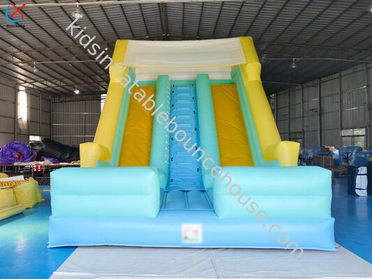 Commerciële Opblaasbare Glijbaan Dubbele Glijbanen Macaron Blauw Gele Kleuren Voor Buiten