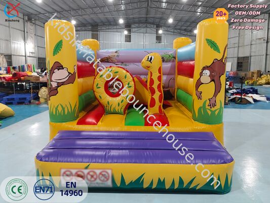 Opblaasbare springkasteel met jungle dieren PVC springkasteel voor kinderfeestjes & verhuur
